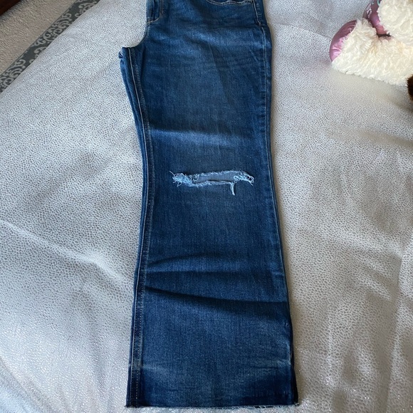 Old Navy Denim - Old Navy Flare jeans
